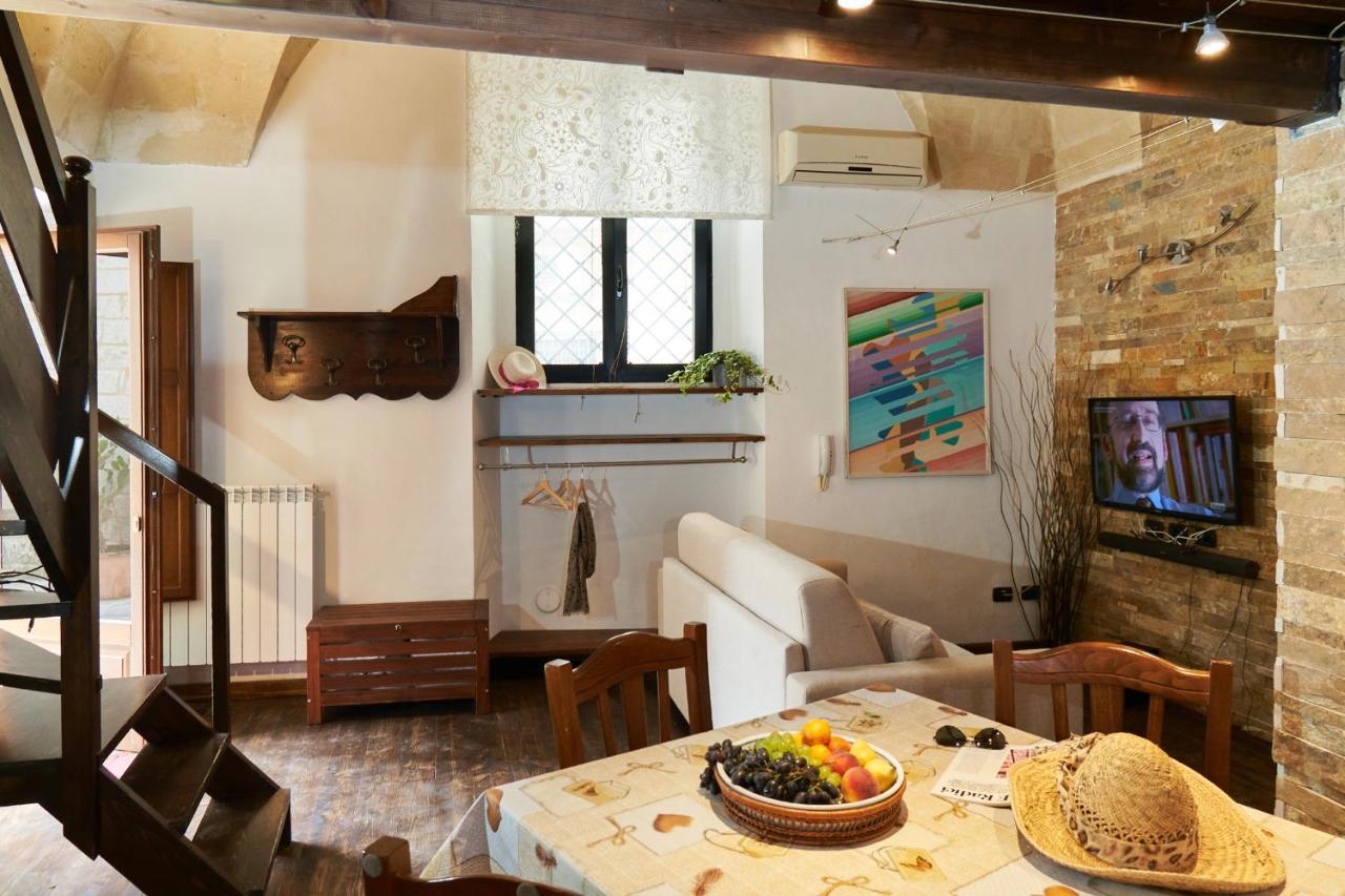 B&B Isola Dello Stampatore Lecce Exterior foto