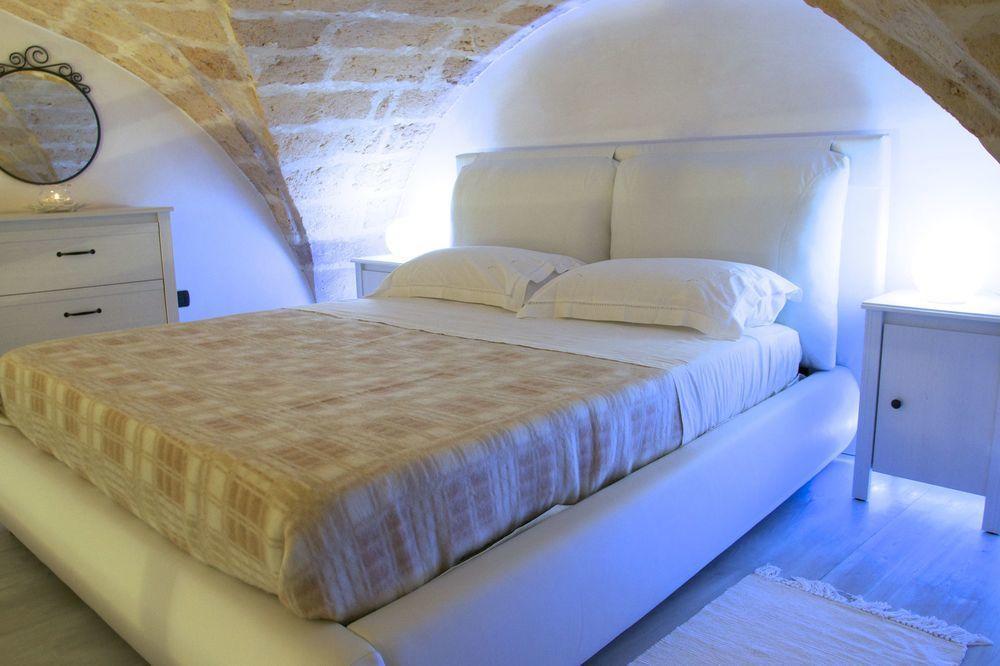 B&B Isola Dello Stampatore Lecce Exterior foto